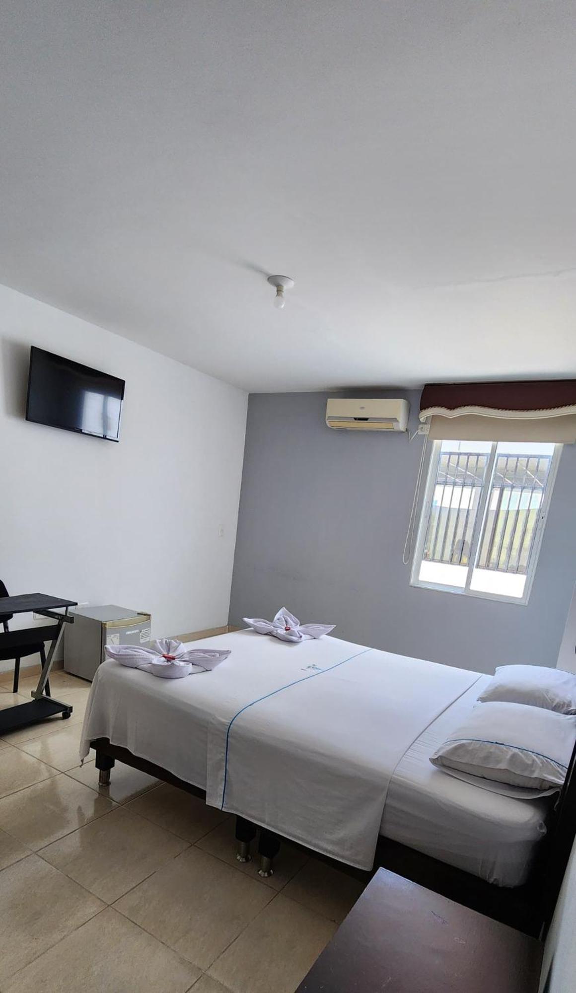 Hotel Torres Del Llano Йопаль Экстерьер фото