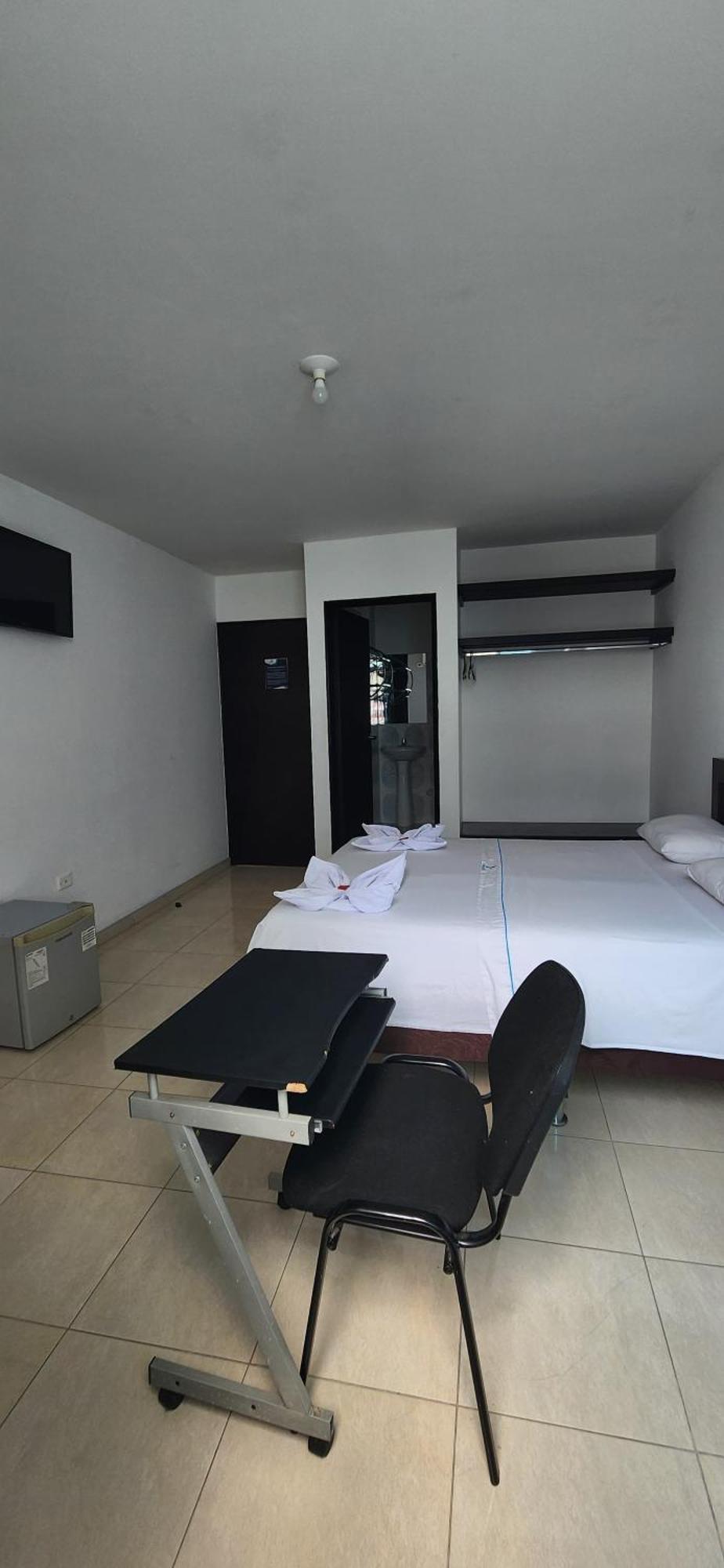 Hotel Torres Del Llano Йопаль Экстерьер фото